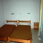 Lefkimi Отель 2*