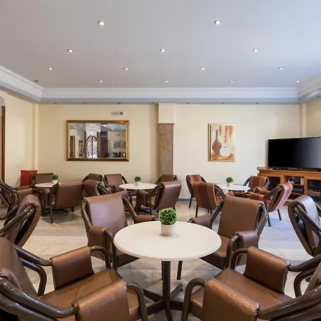 Lefkimi Hotel