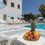 Otel Lefkimi Kávos