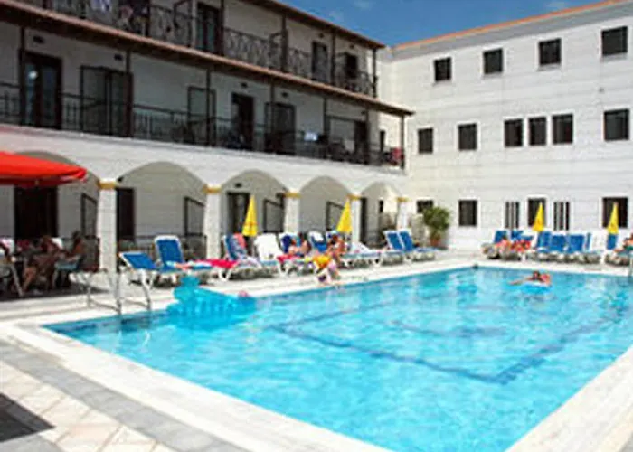 Hotel Lefkimi 2*