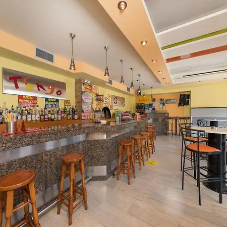 Lefkimi Szálloda 2*