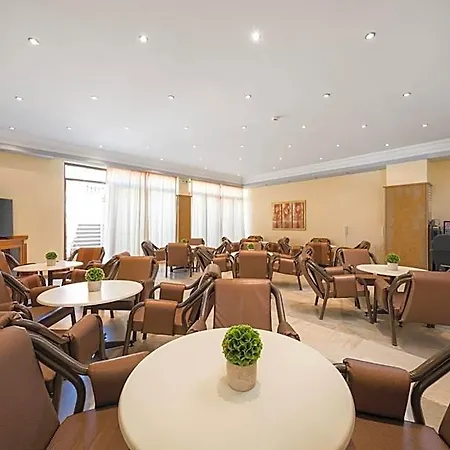 Lefkimi Hotel 2*