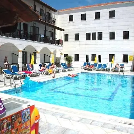 Hotel Lefkimi 2*