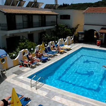 Lefkimi Hotel 2*