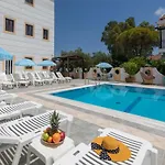 Hotel Lefkimi Kávos