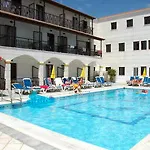 Hotel Lefkimi 2*
